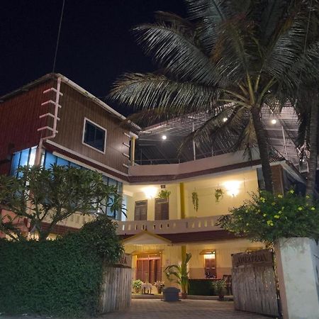 Vedha Beach Resort Alappuzha Экстерьер фото